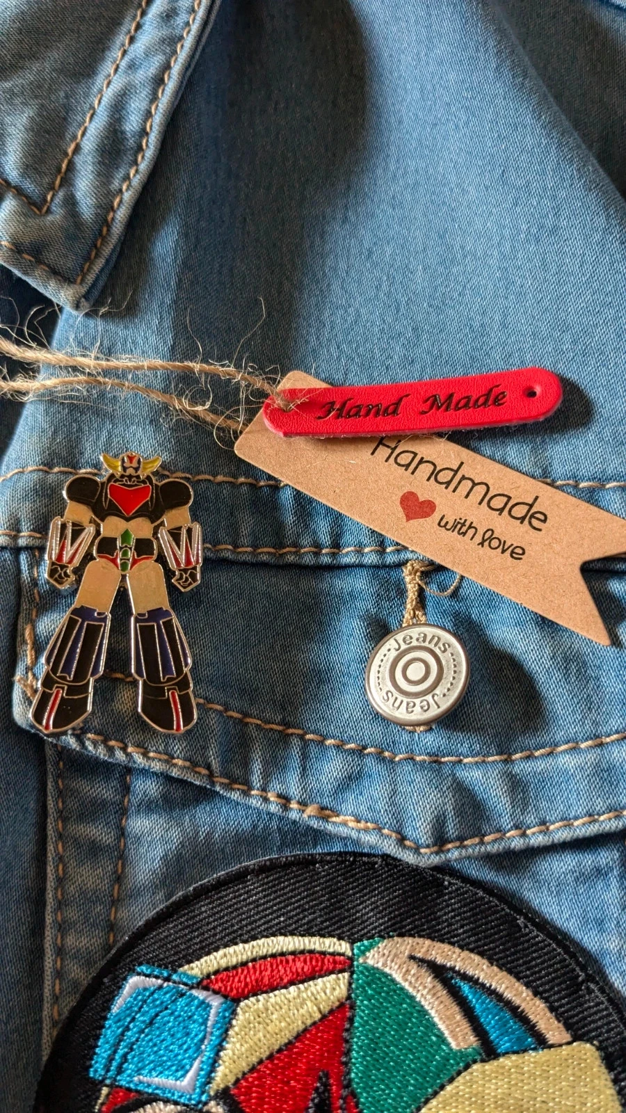 Chaqueta de mezclilla bordada "Goldorak ¡Vamos!" – photo 3